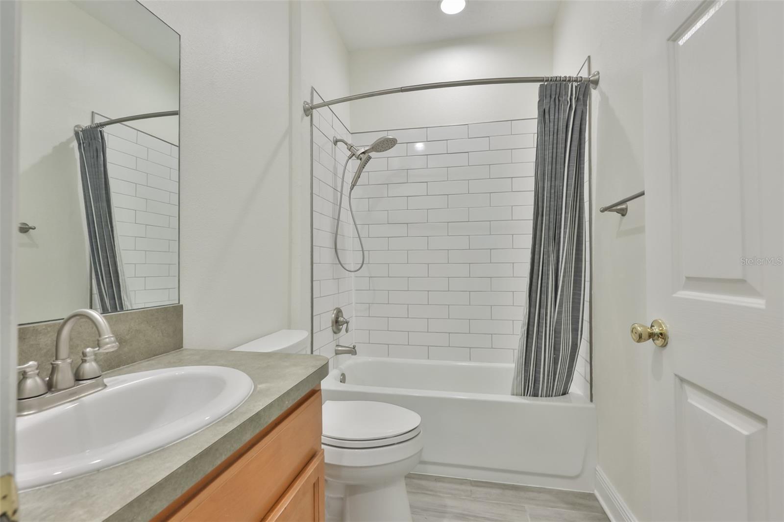 Image 20 of 48 For 708 Coade Stone Drive