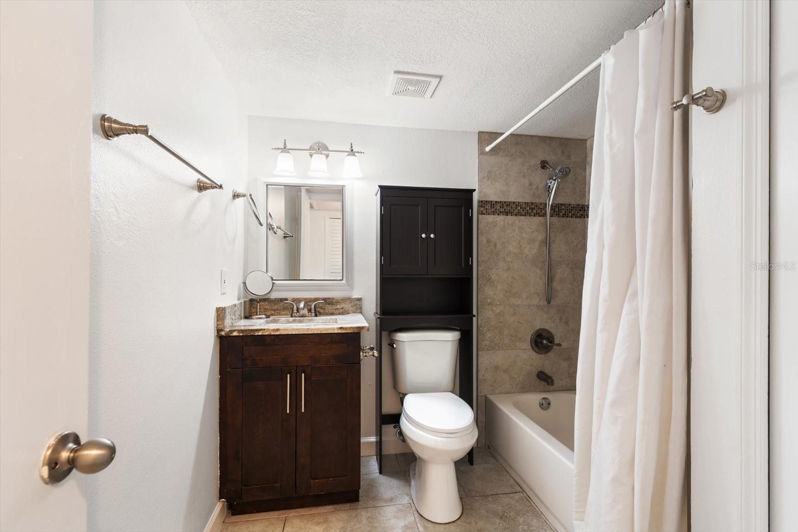 Image 15 of 38 For 3128 Varn Avenue