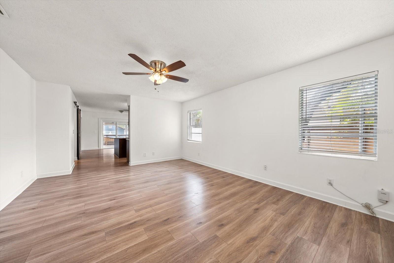Image 20 of 38 For 3128 Varn Avenue