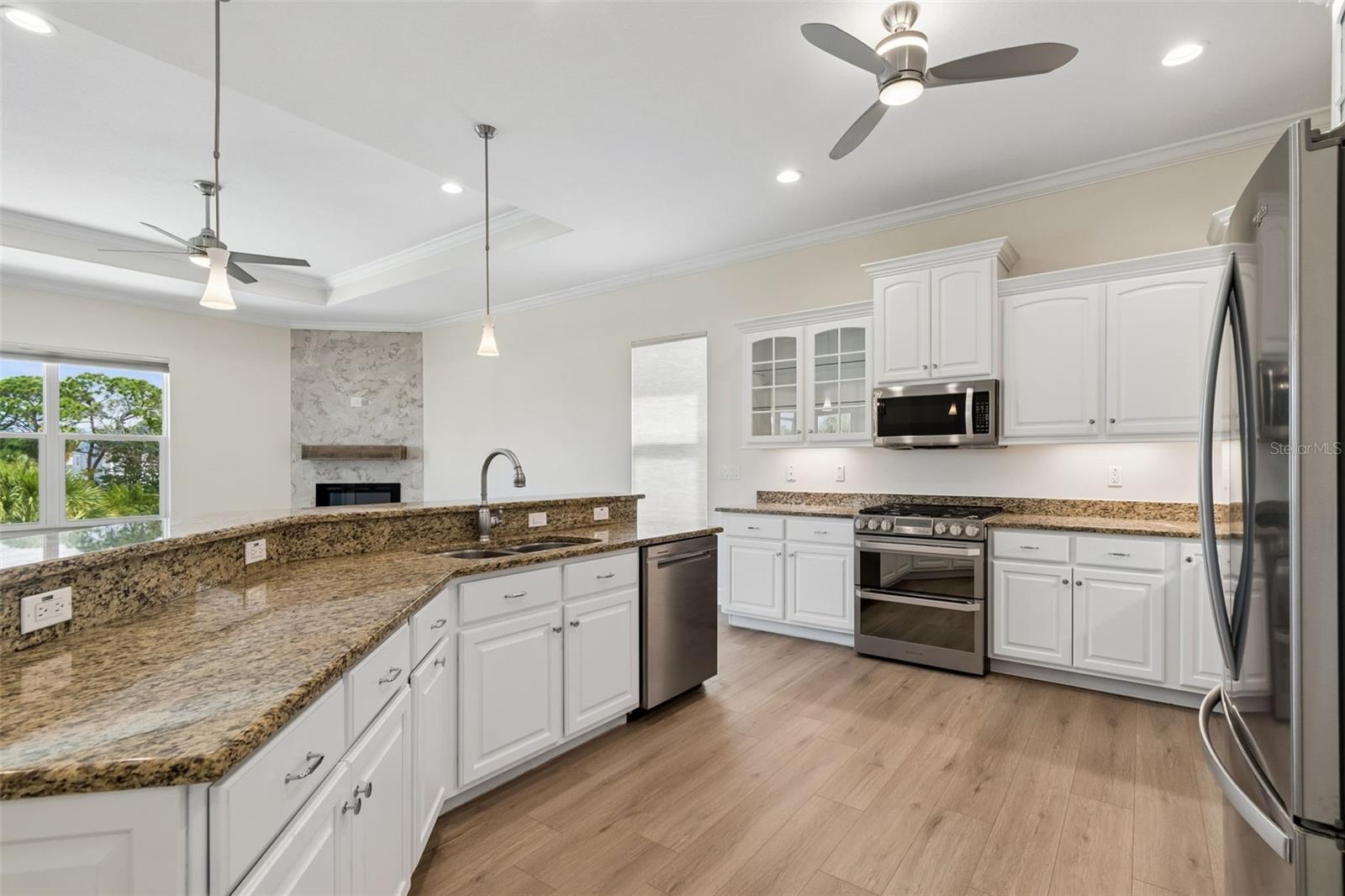 Image 10 of 75 For 435 Westwinds Drive