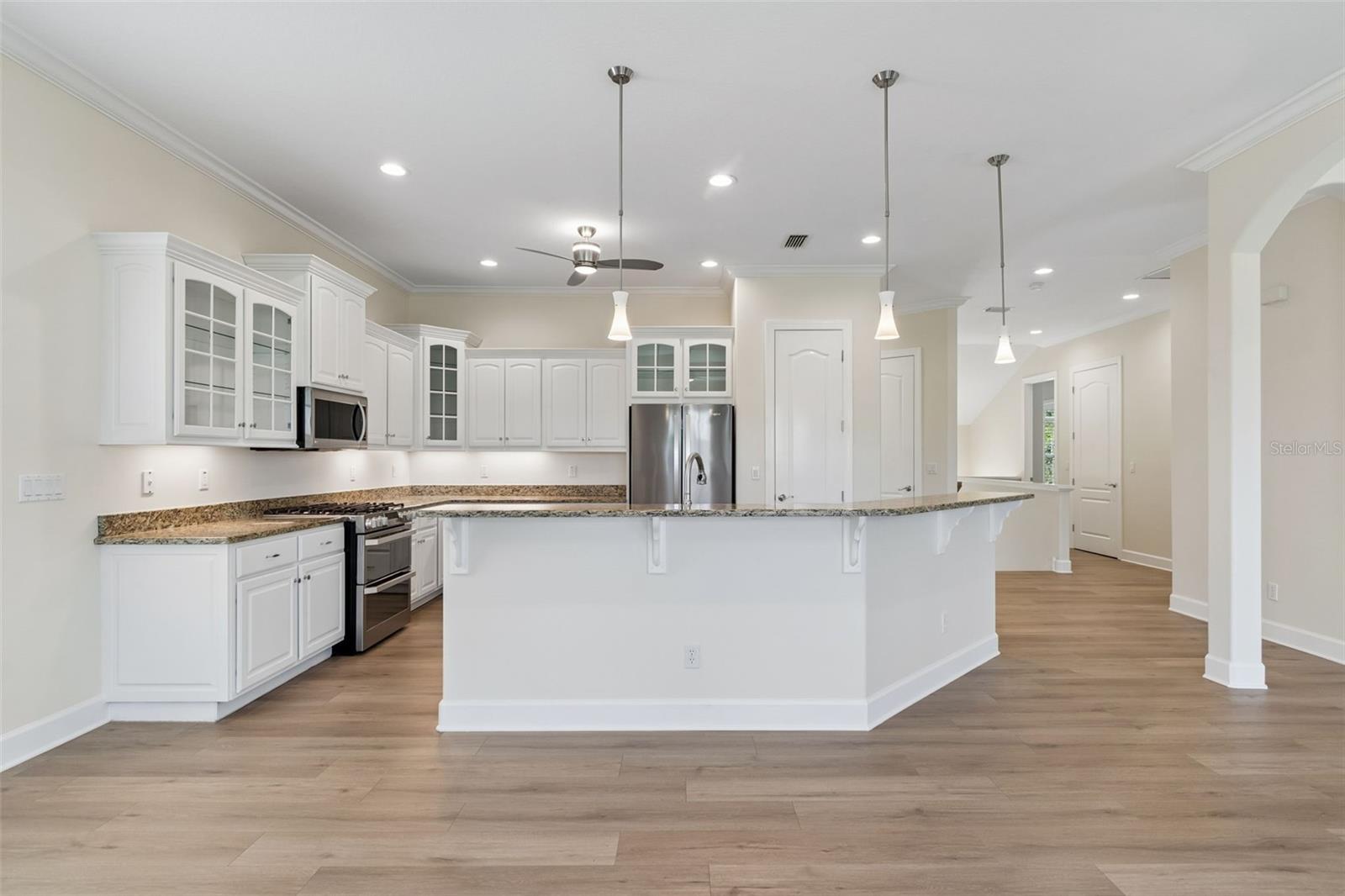Image 15 of 75 For 435 Westwinds Drive