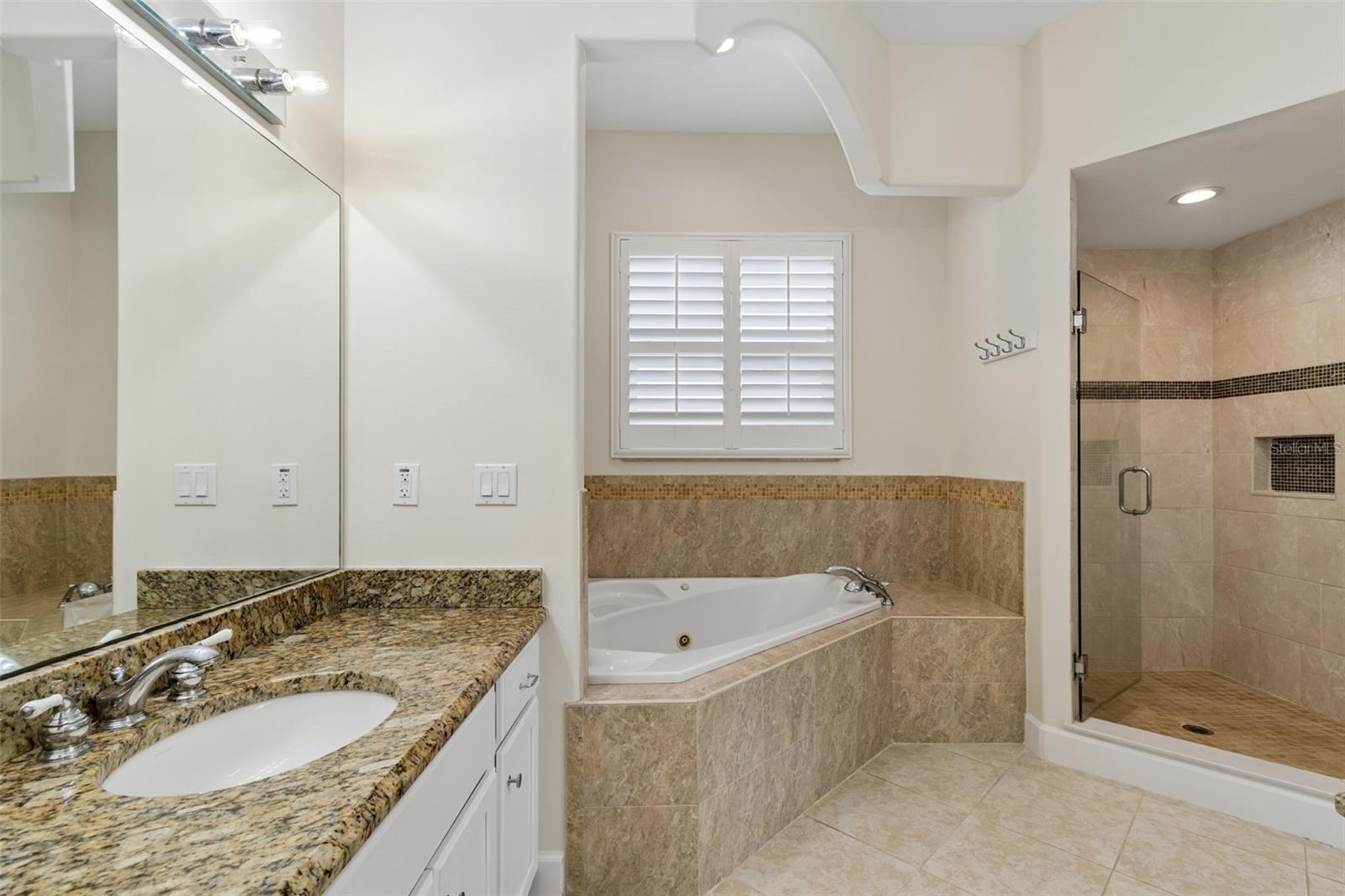 Image 33 of 75 For 435 Westwinds Drive