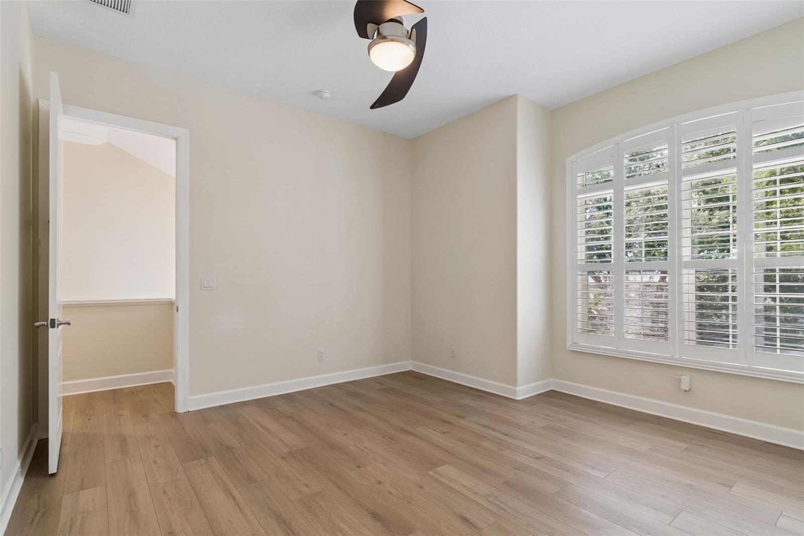 Image 38 of 75 For 435 Westwinds Drive