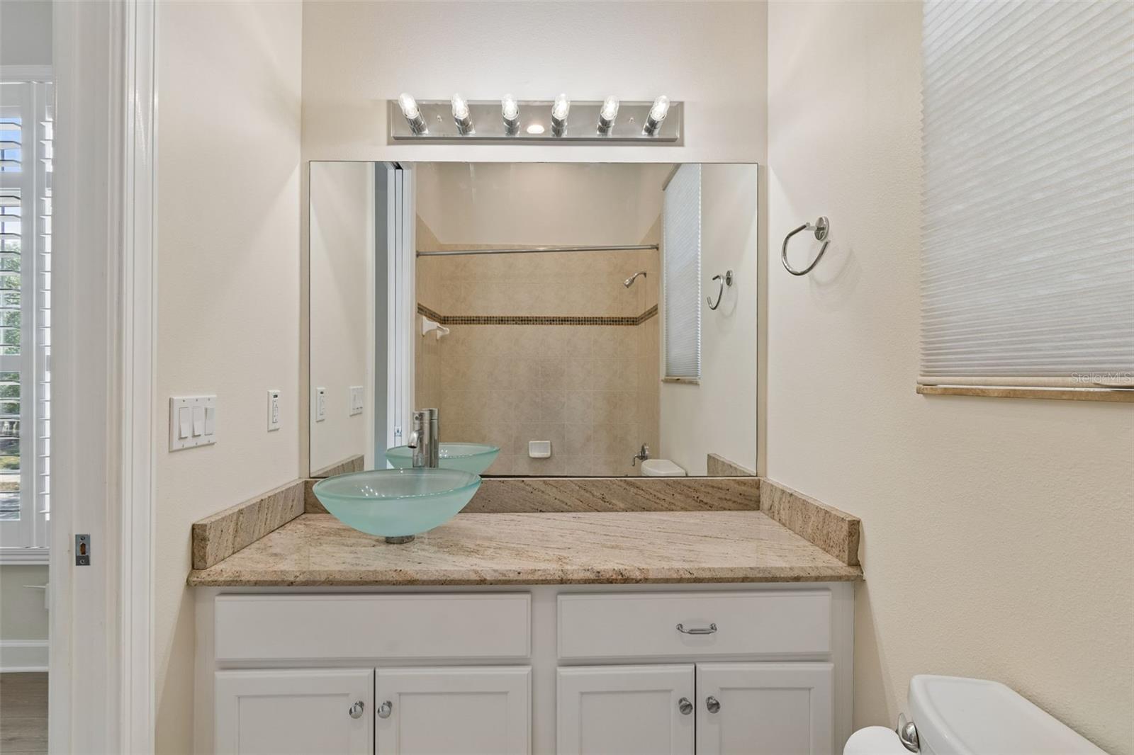 Image 42 of 75 For 435 Westwinds Drive