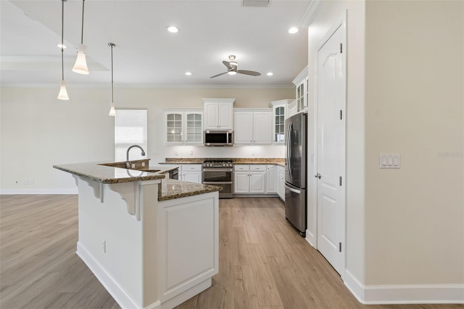 Image 7 of 75 For 435 Westwinds Drive