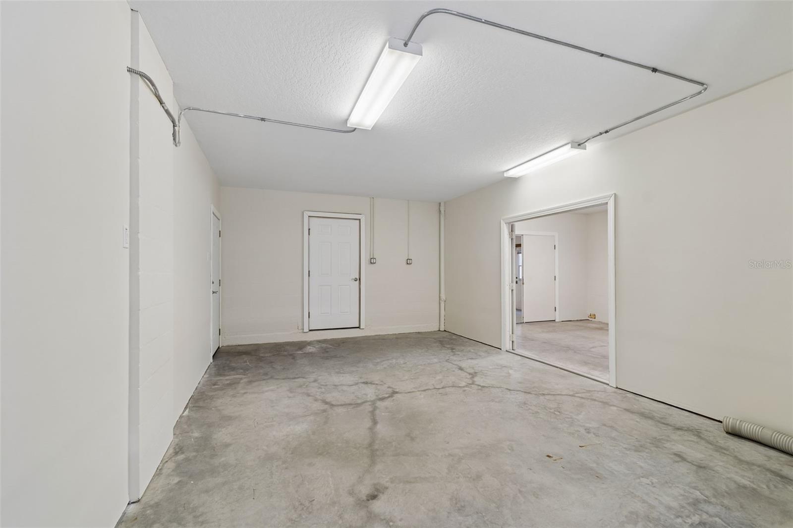 Image 72 of 75 For 435 Westwinds Drive