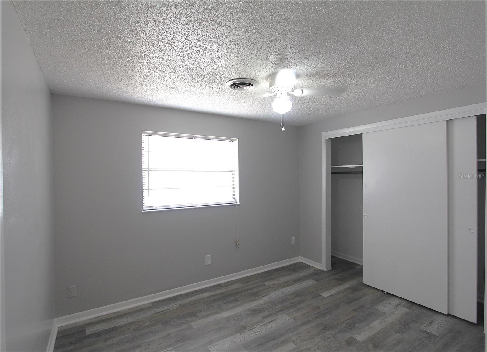 Image 5 of 15 For 5647 20th Street