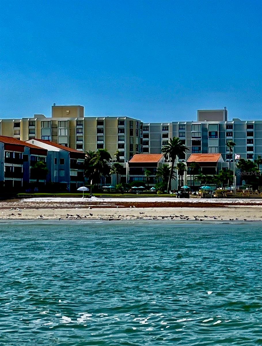 Image 44 of 76 For 851 Bayway Boulevard 405