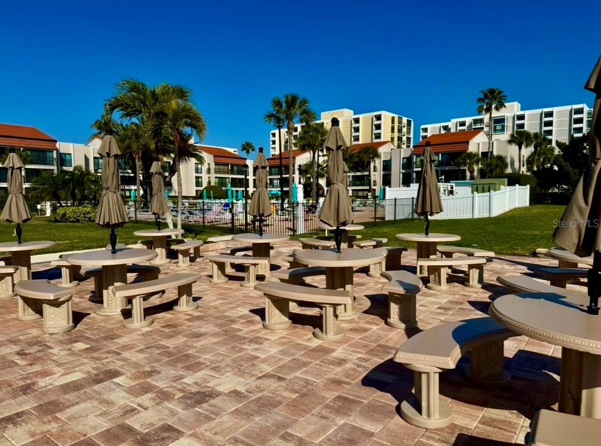 Image 47 of 76 For 851 Bayway Boulevard 405