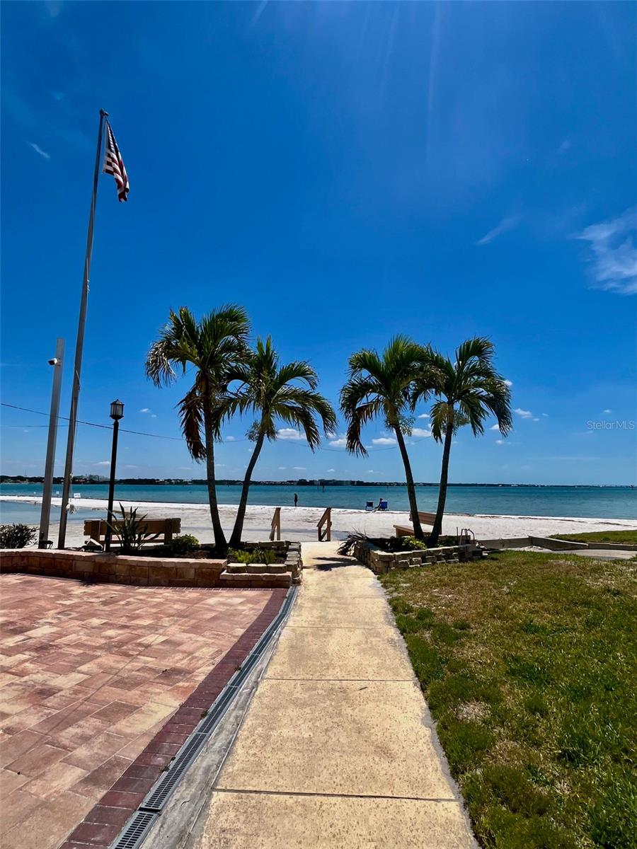 Image 58 of 76 For 851 Bayway Boulevard 405