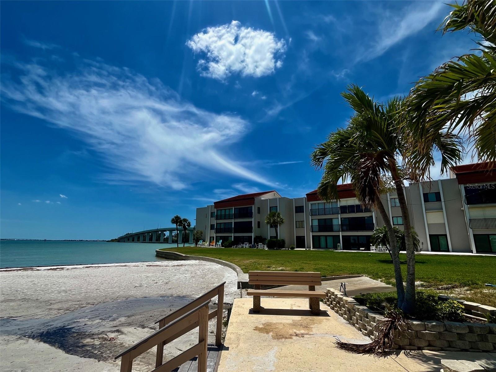 Image 67 of 76 For 851 Bayway Boulevard 405