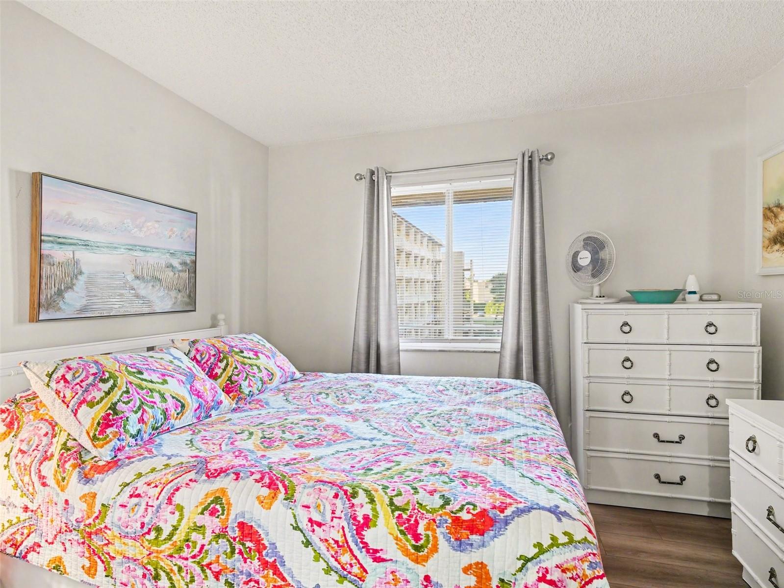 Image 13 of 25 For 3915 Lake Bayshore Drive 306
