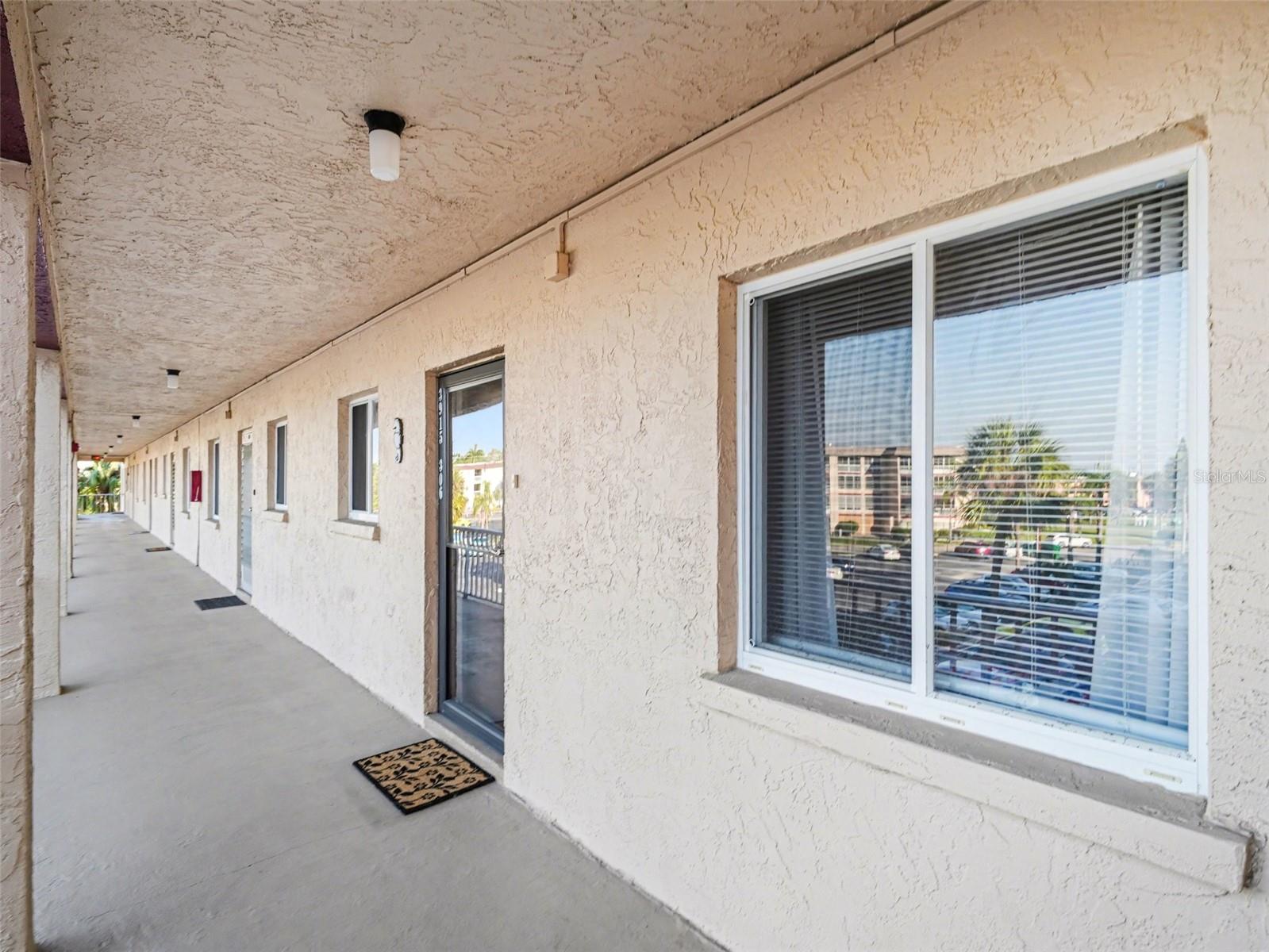 Image 2 of 25 For 3915 Lake Bayshore Drive 306