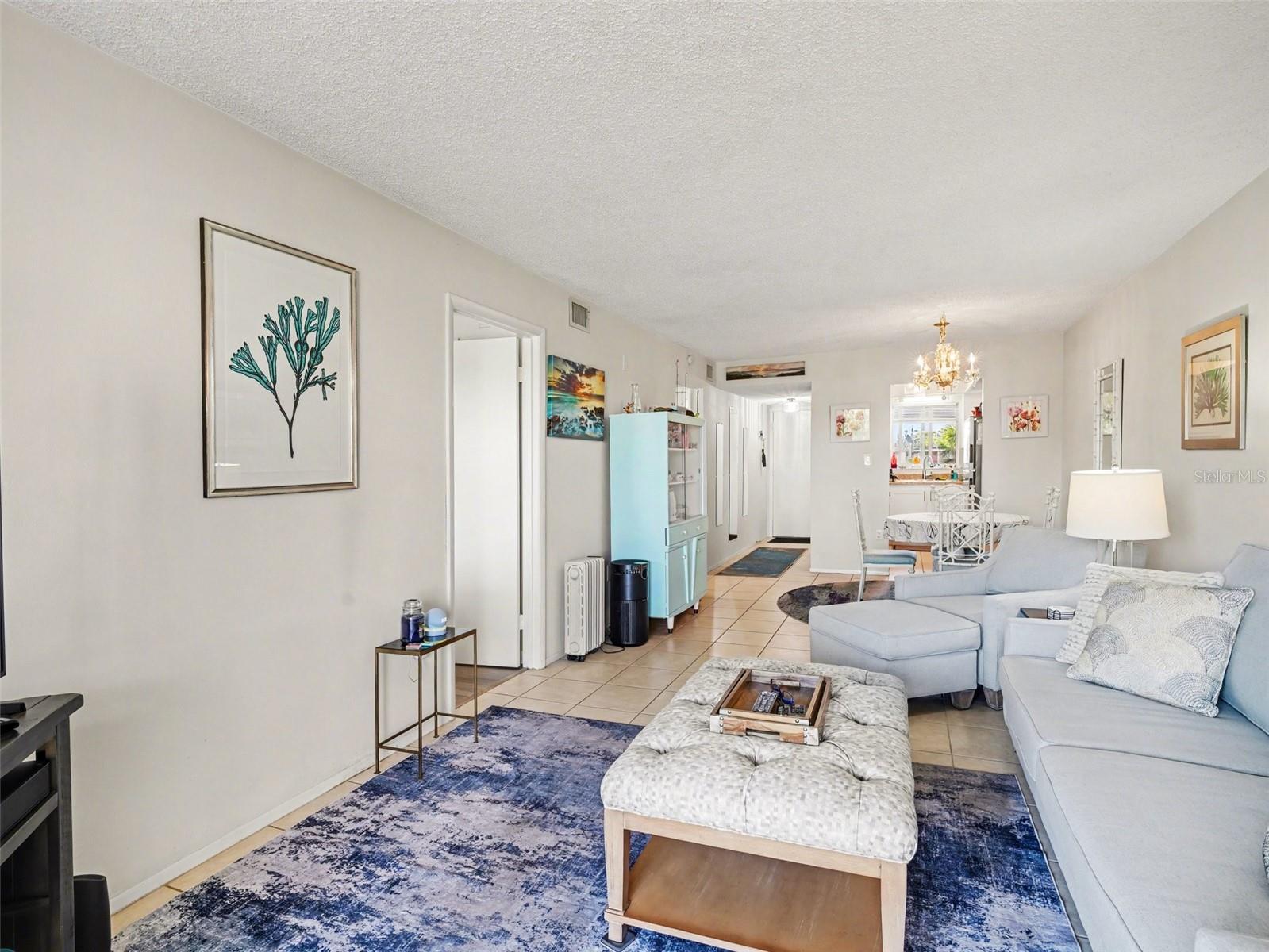 Image 9 of 25 For 3915 Lake Bayshore Drive 306