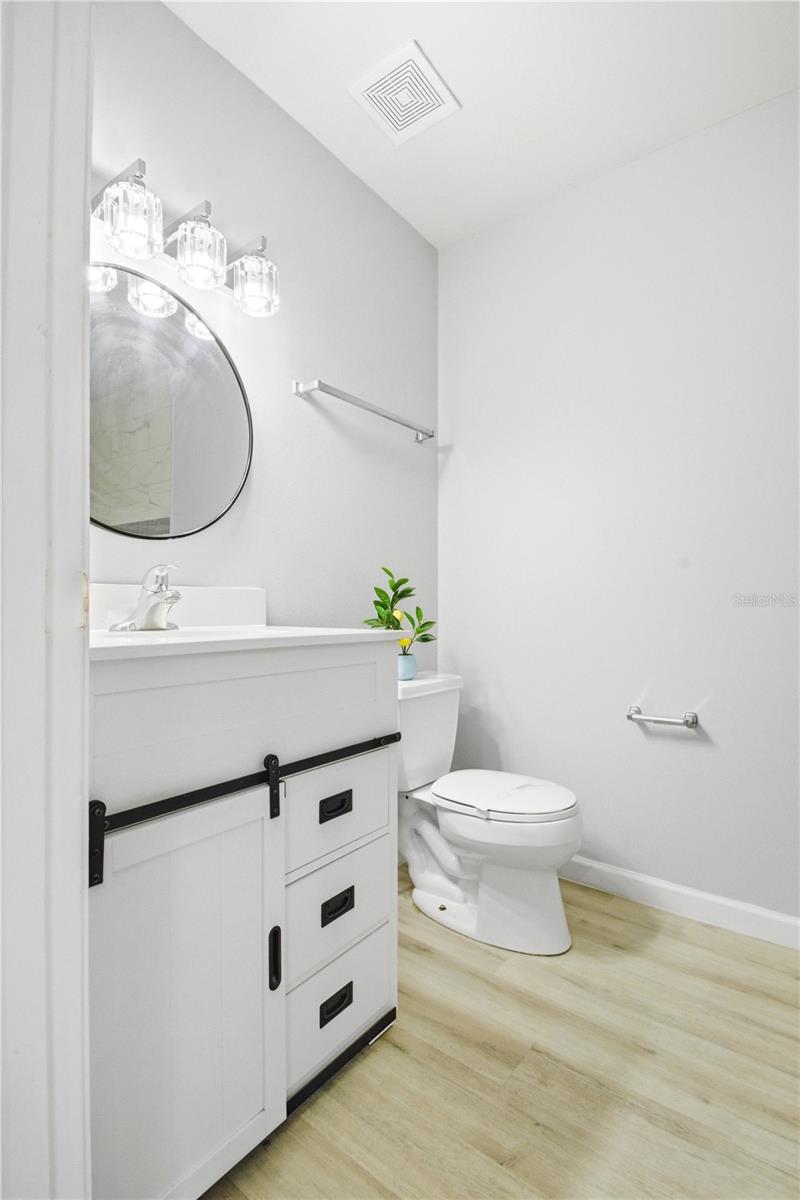 Image 21 of 40 For 14113 Village Terrace Drive