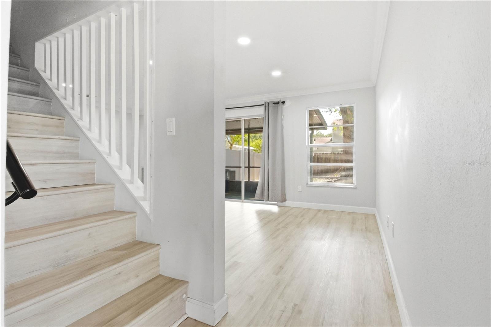Image 32 of 40 For 14113 Village Terrace Drive