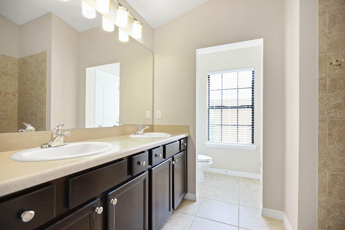 Image 11 of 27 For 5712 Kingletsound Place