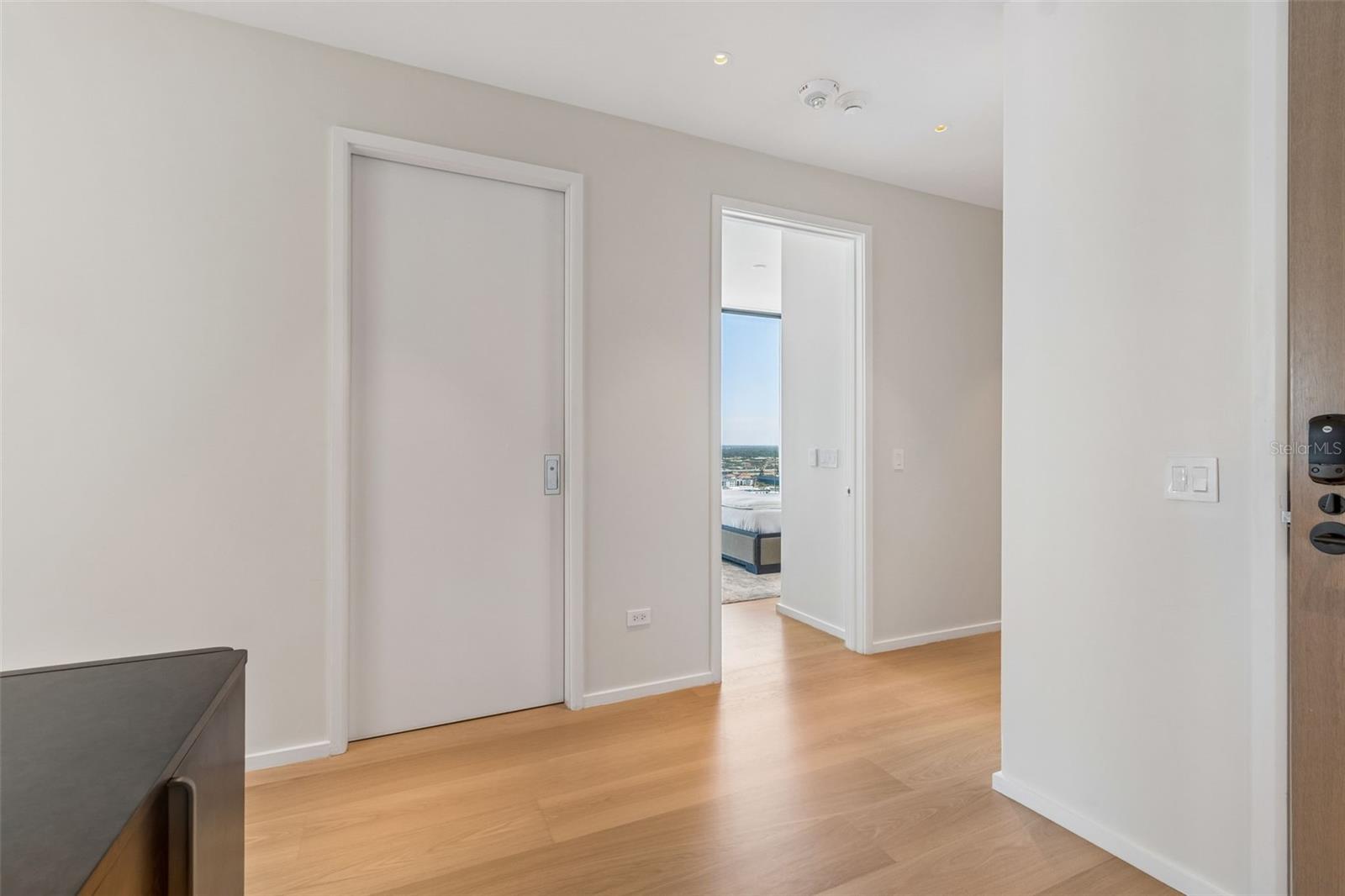 Image 10 of 88 For 1000 Water Street 2501