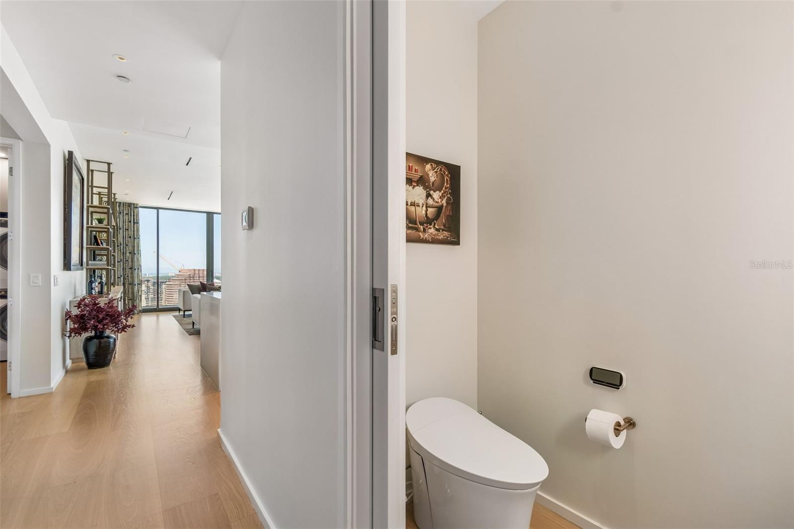 Image 49 of 88 For 1000 Water Street 2501