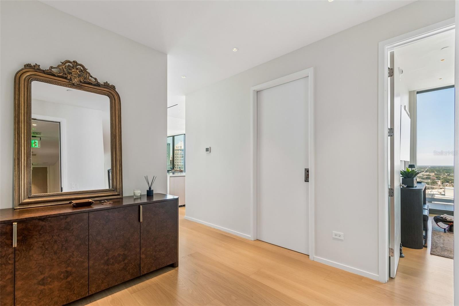Image 7 of 88 For 1000 Water Street 2501
