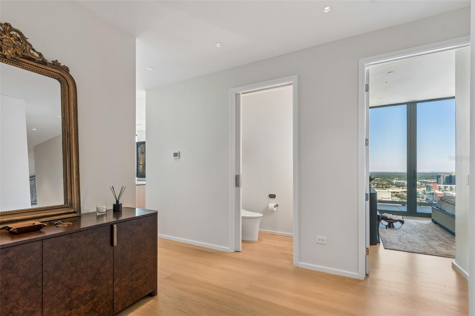 Image 8 of 88 For 1000 Water Street 2501
