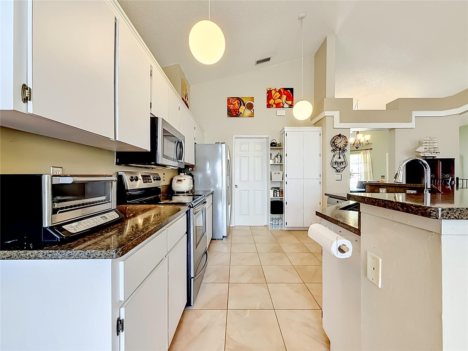 Image 18 of 71 For 2924 Penridge Drive