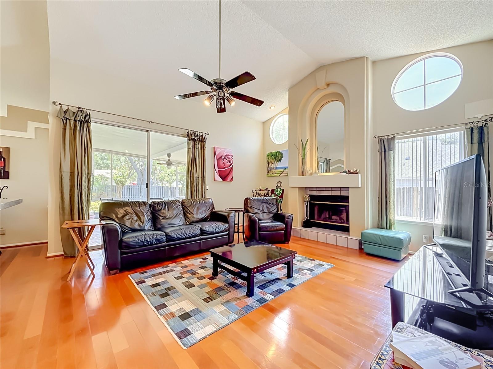 Image 21 of 71 For 2924 Penridge Drive
