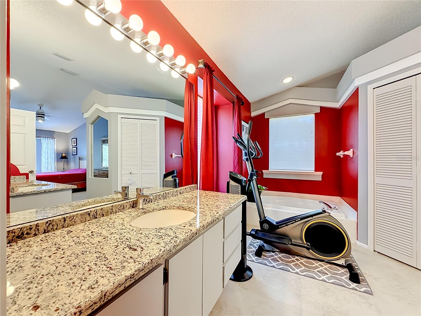Image 36 of 71 For 2924 Penridge Drive