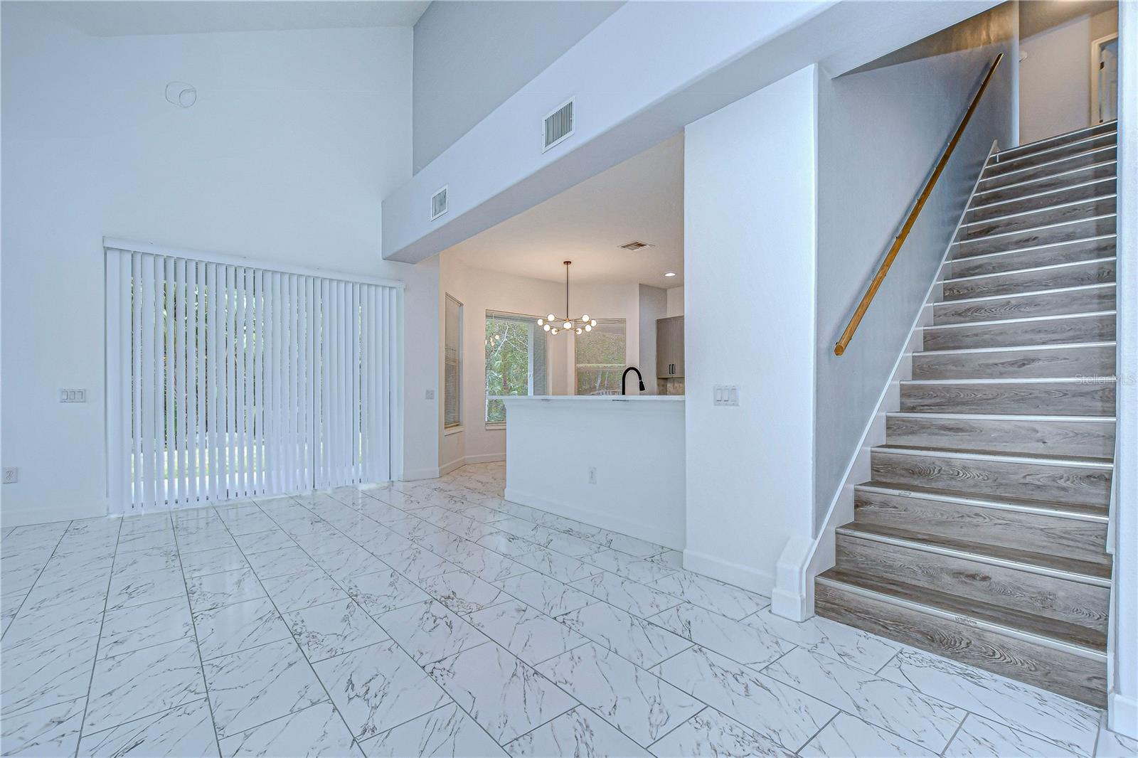 Image 14 of 67 For 5103 Ashcrest Court