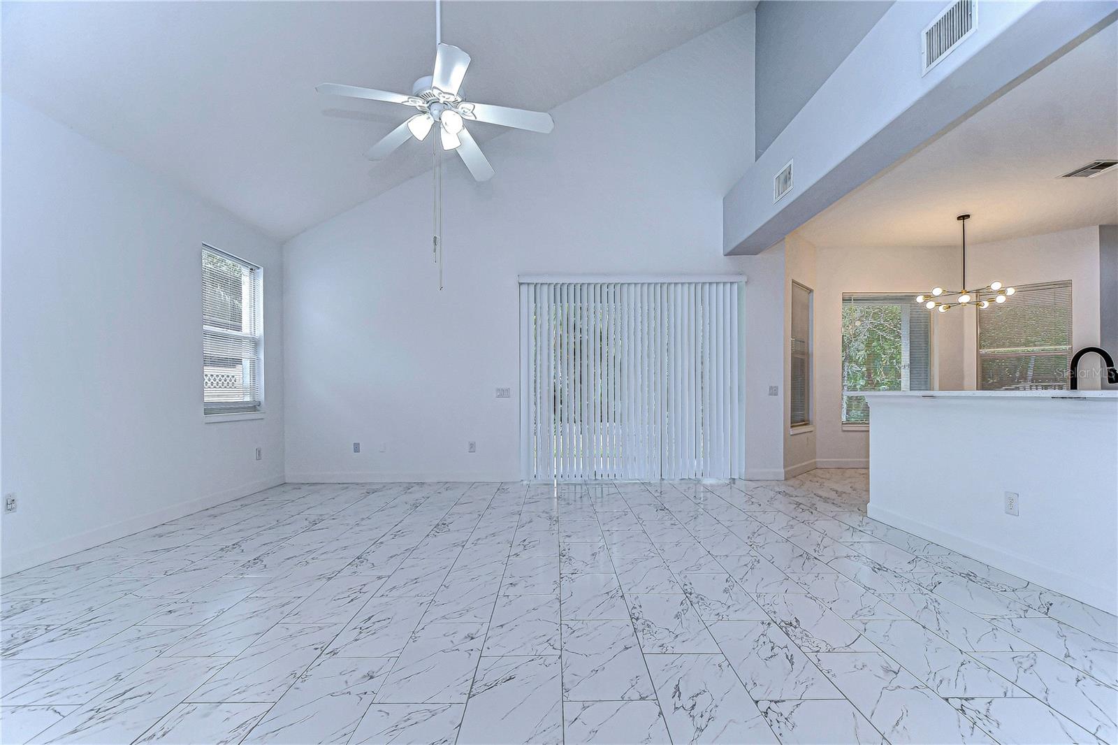Image 15 of 67 For 5103 Ashcrest Court