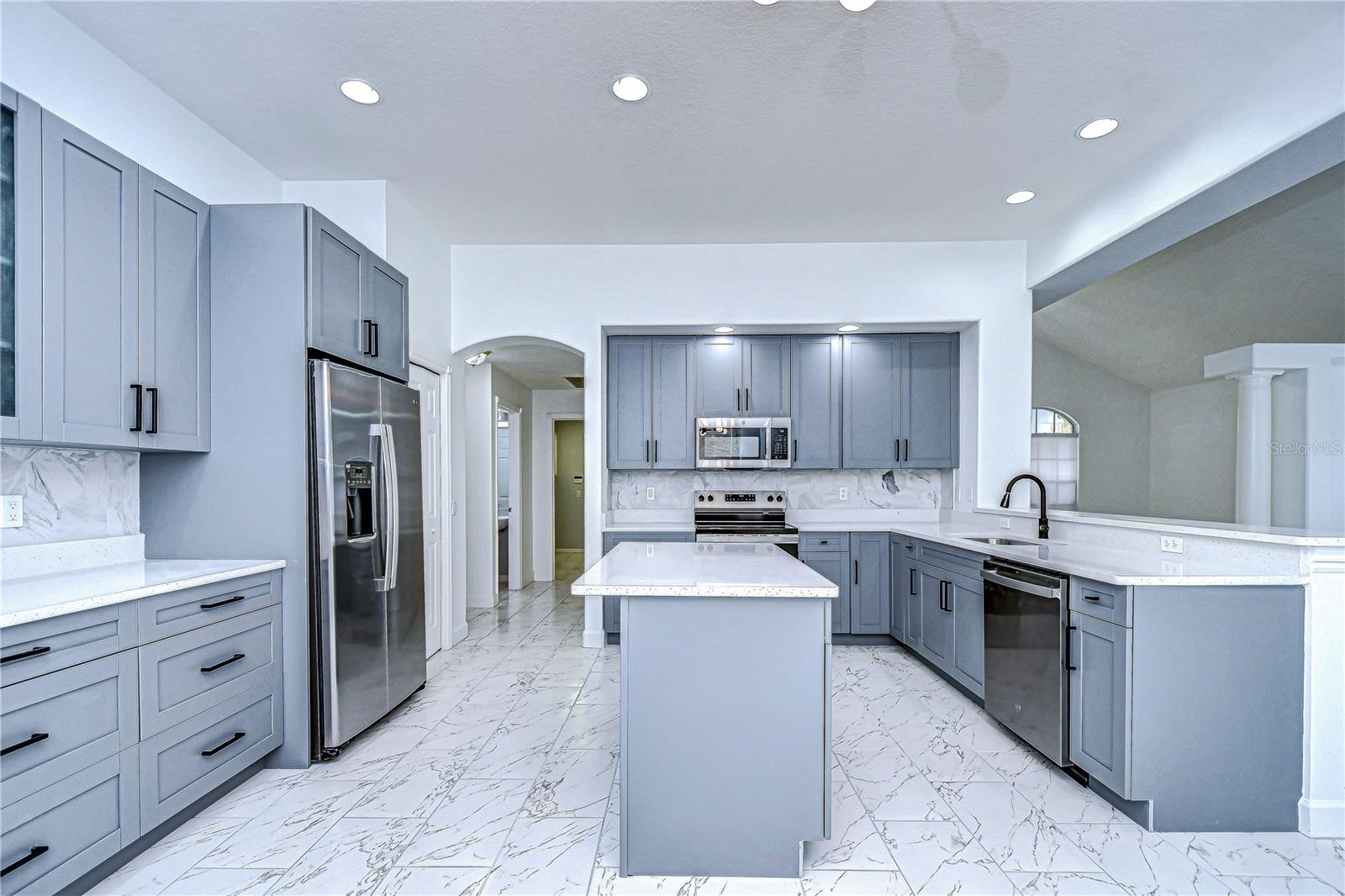 Image 22 of 67 For 5103 Ashcrest Court