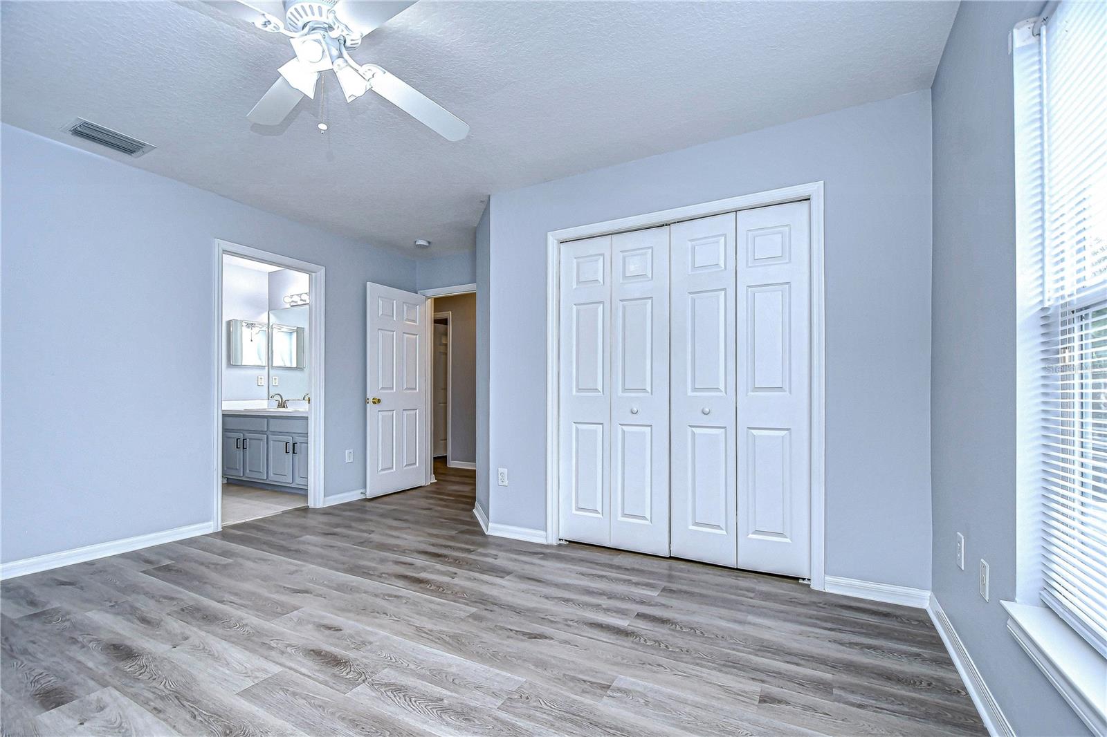 Image 52 of 67 For 5103 Ashcrest Court