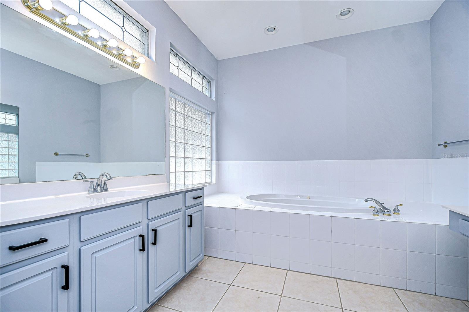 Image 56 of 67 For 5103 Ashcrest Court