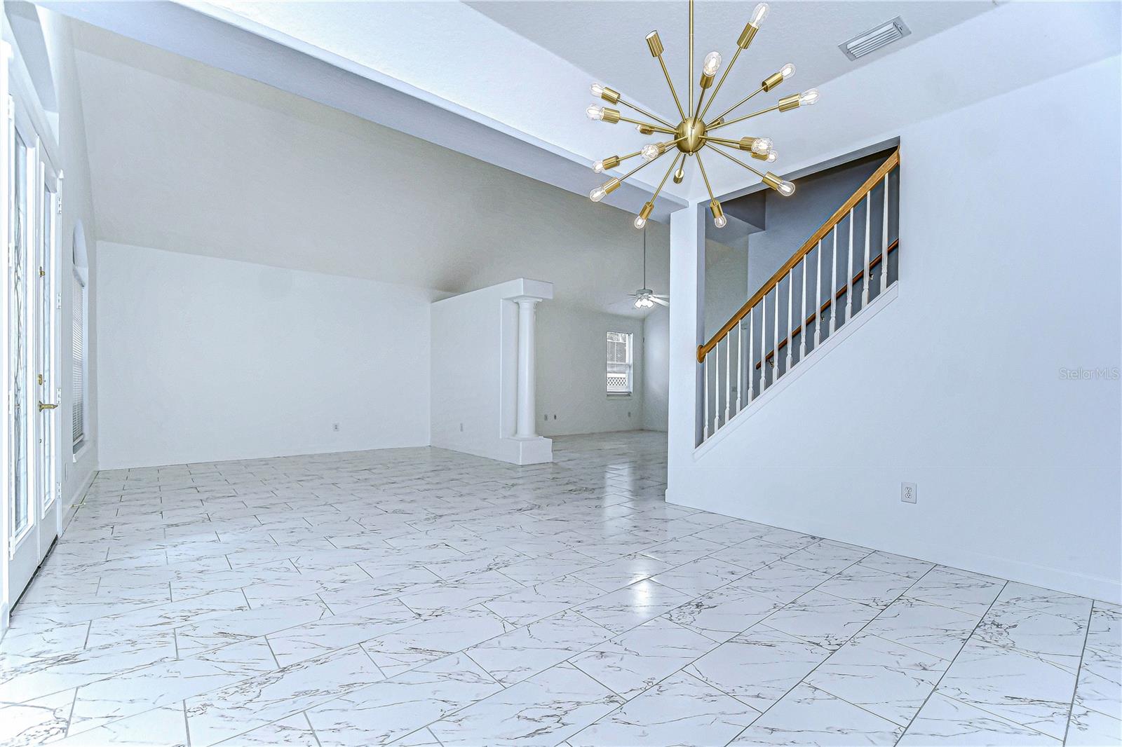 Image 7 of 67 For 5103 Ashcrest Court