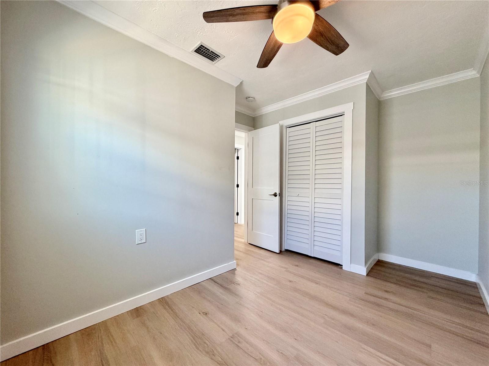 Image 10 of 19 For 13299 3rd Street E S