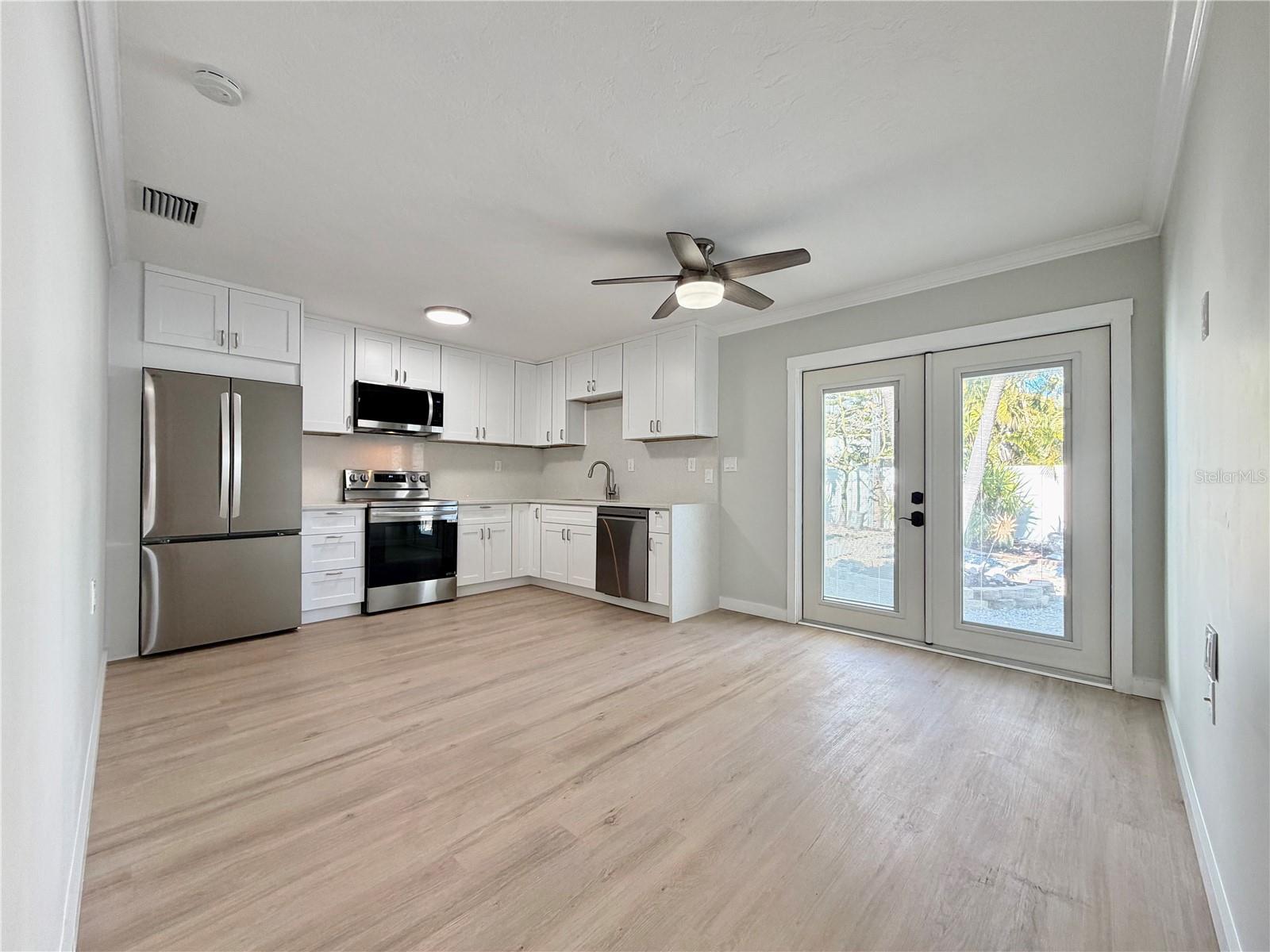 Image 4 of 19 For 13299 3rd Street E S