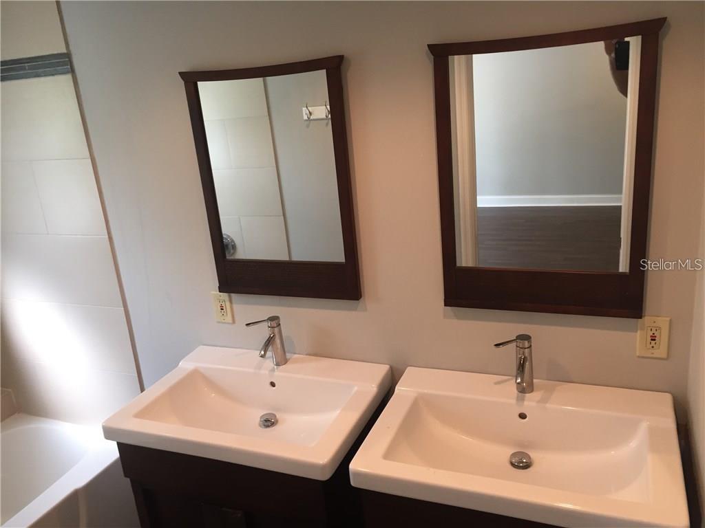 Image 15 of 21 For 5300 Bayshore Boulevard A5