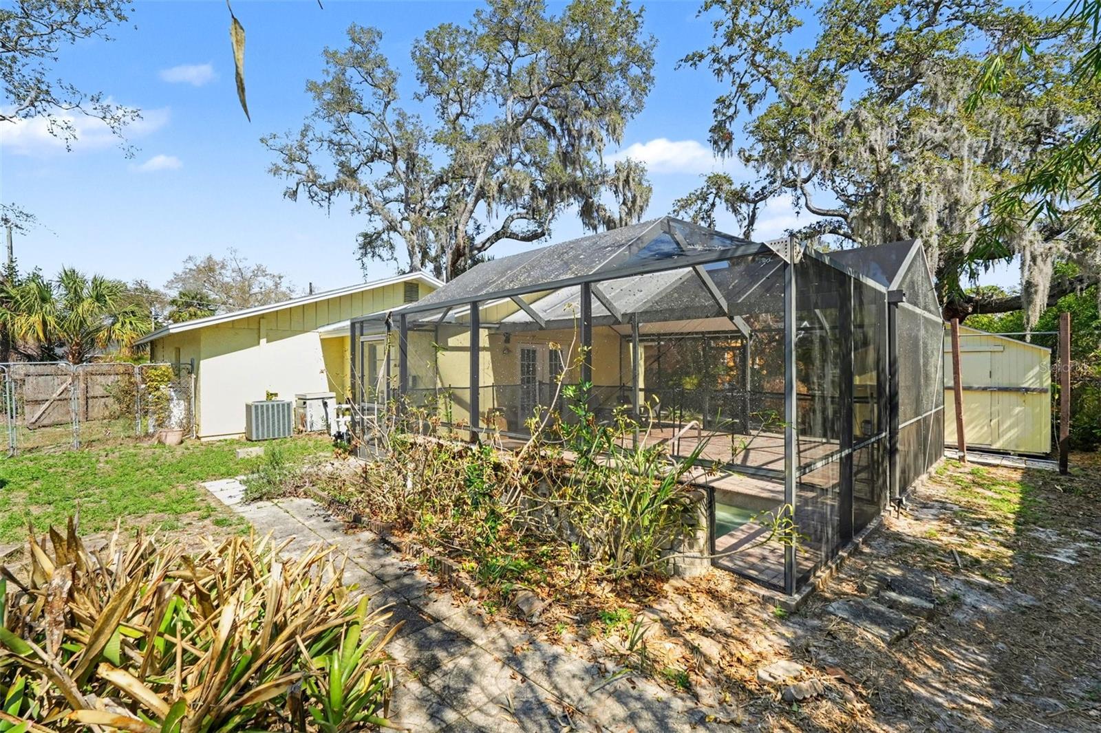 Image 30 of 49 For 412 Idlewild Avenue