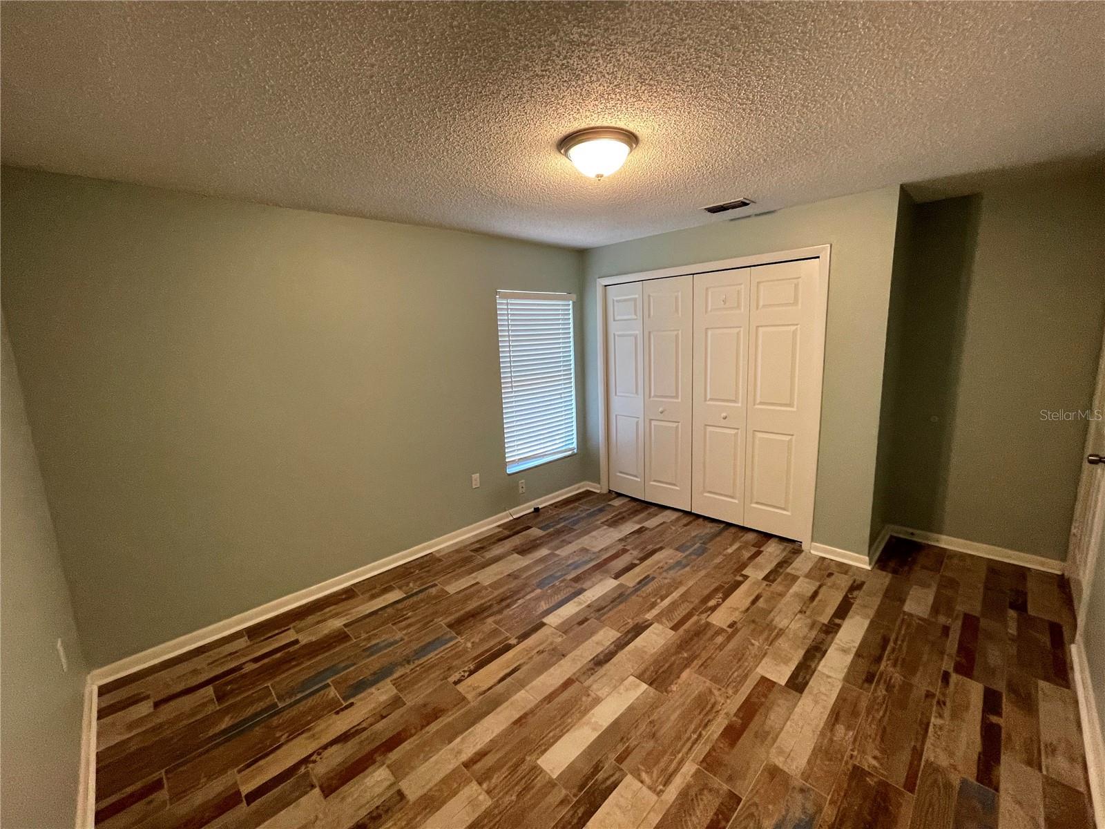 Image 41 of 49 For 412 Idlewild Avenue