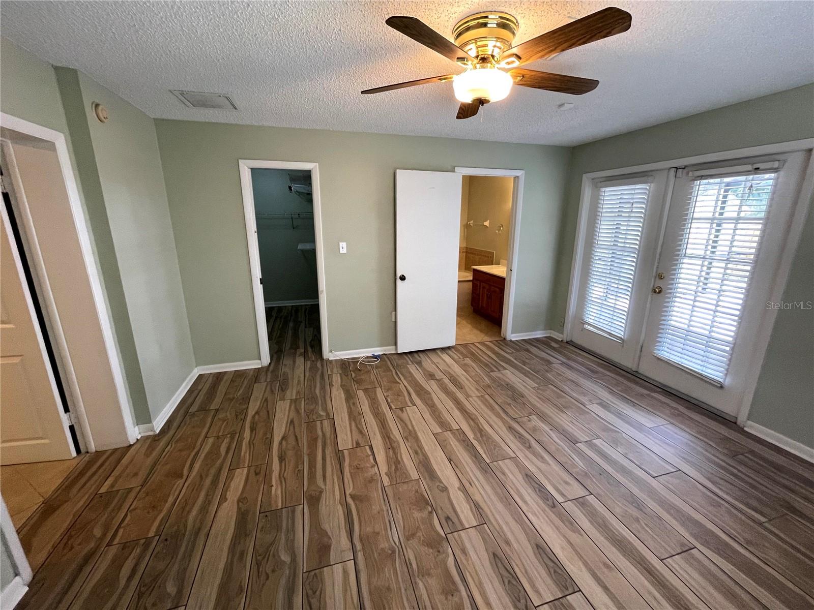 Image 46 of 49 For 412 Idlewild Avenue