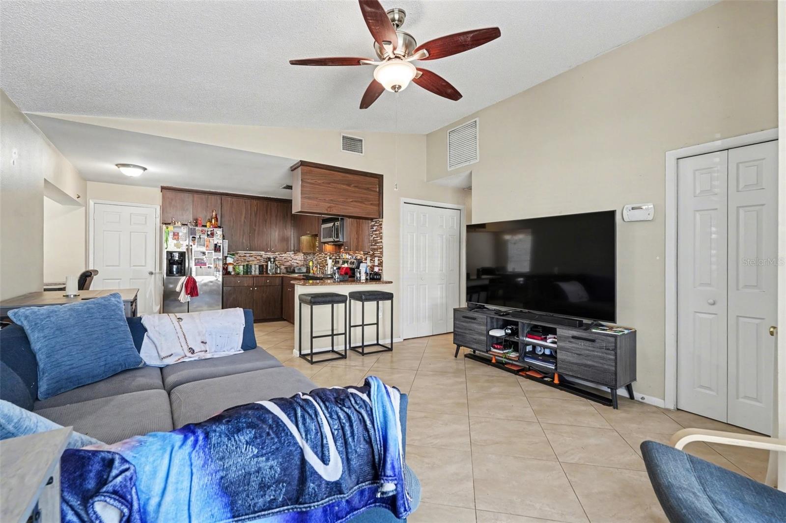 Image 6 of 49 For 412 Idlewild Avenue