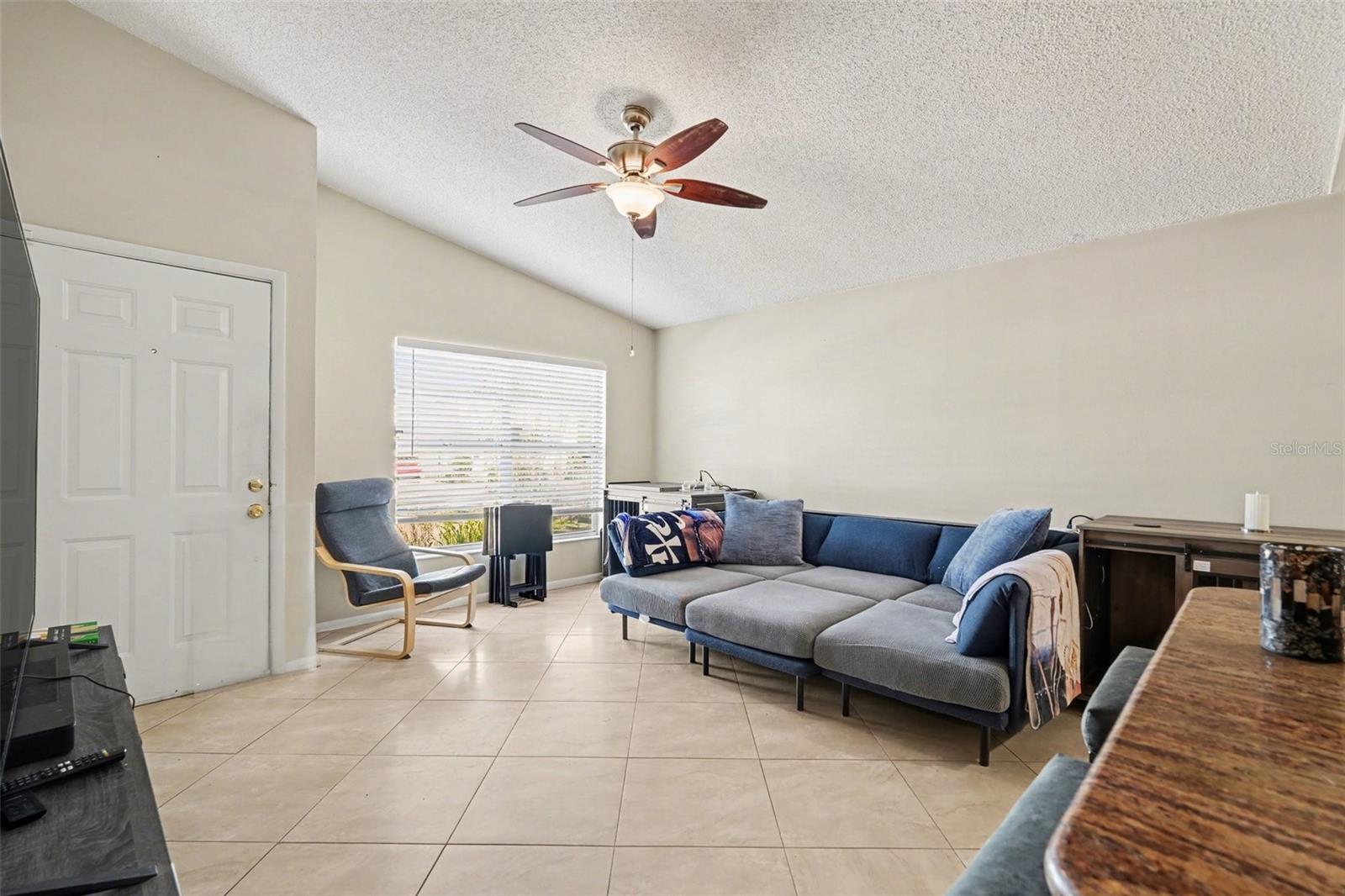 Image 9 of 49 For 412 Idlewild Avenue