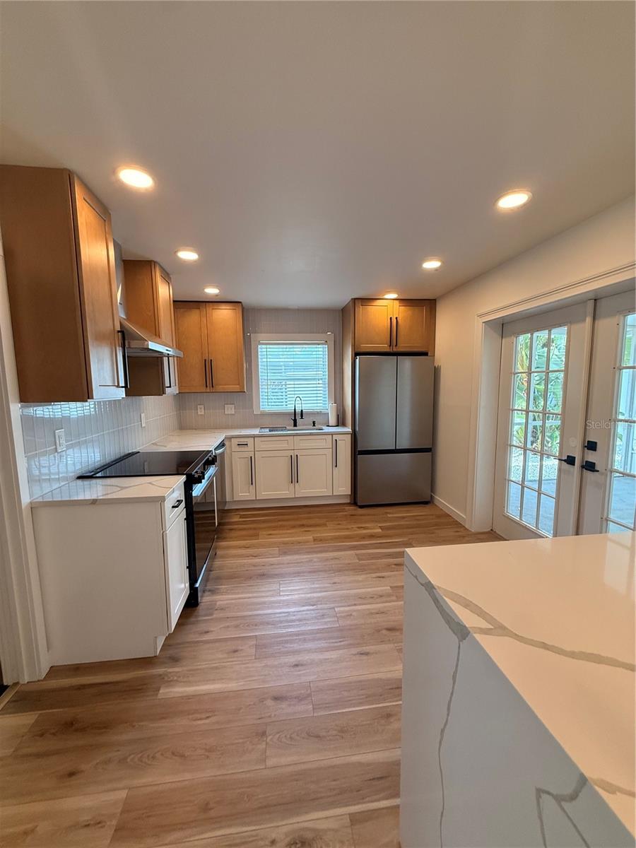 Image 2 of 15 For 4227 Helena Street Ne