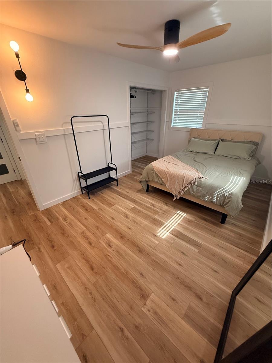 Image 8 of 15 For 4227 Helena Street Ne