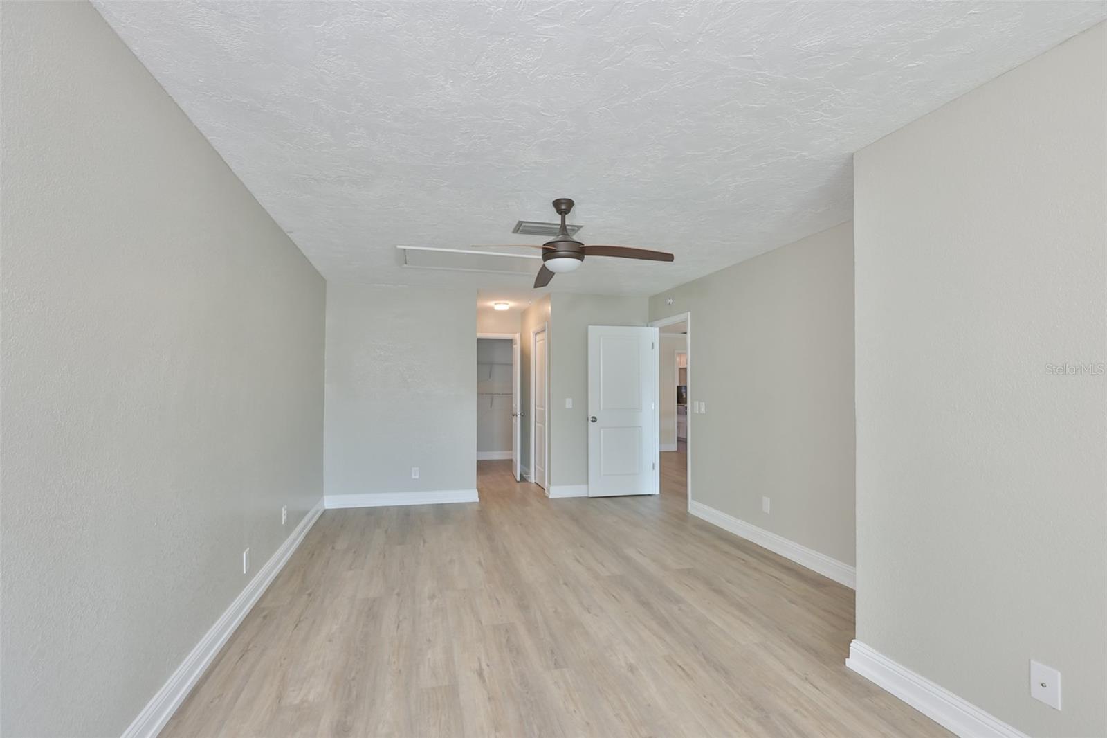 Image 14 of 27 For 574 Boca Ciega Point Boulevard N 2205