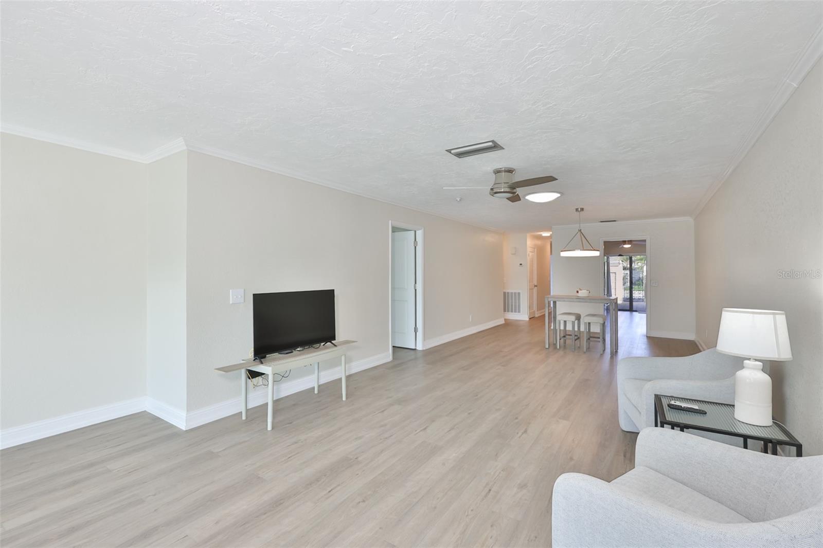 Image 9 of 27 For 574 Boca Ciega Point Boulevard N 2205