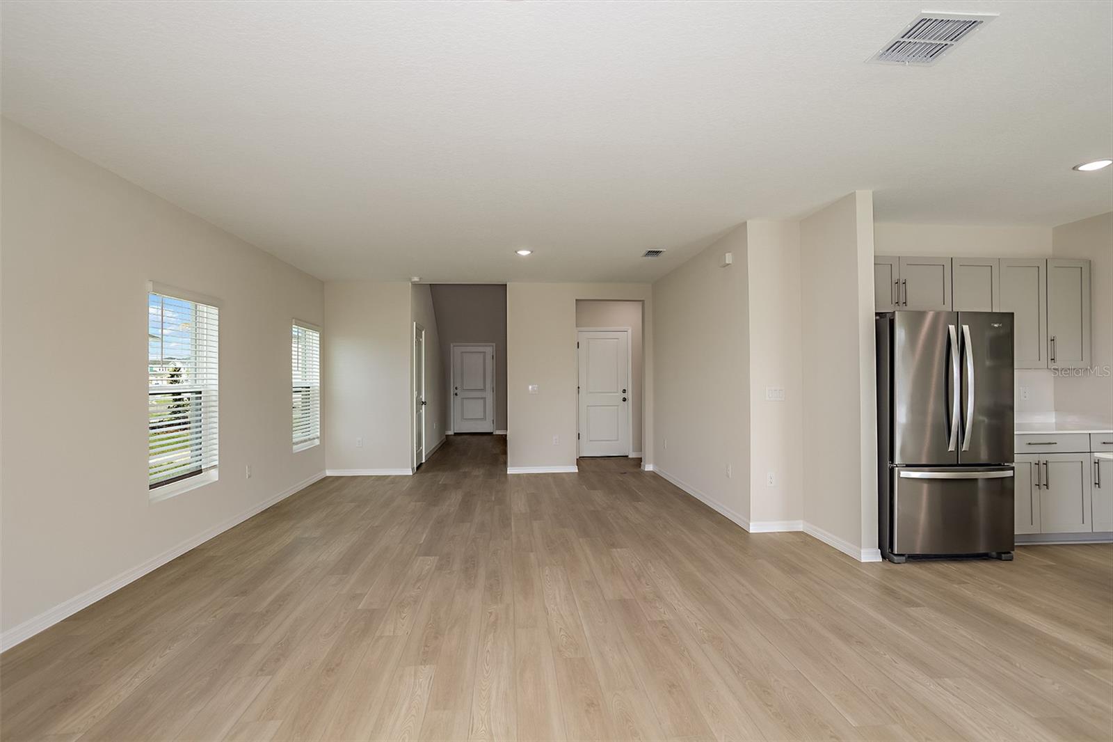 Image 13 of 28 For 4418 Riverbend Boulevard