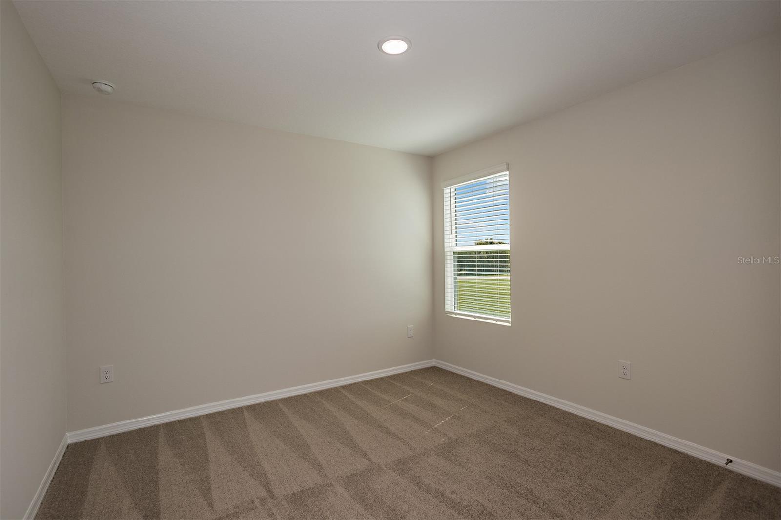 Image 19 of 28 For 4418 Riverbend Boulevard