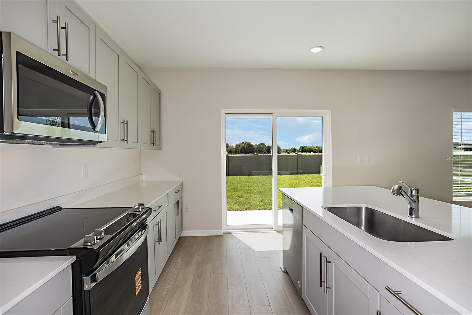 Image 9 of 28 For 4418 Riverbend Boulevard
