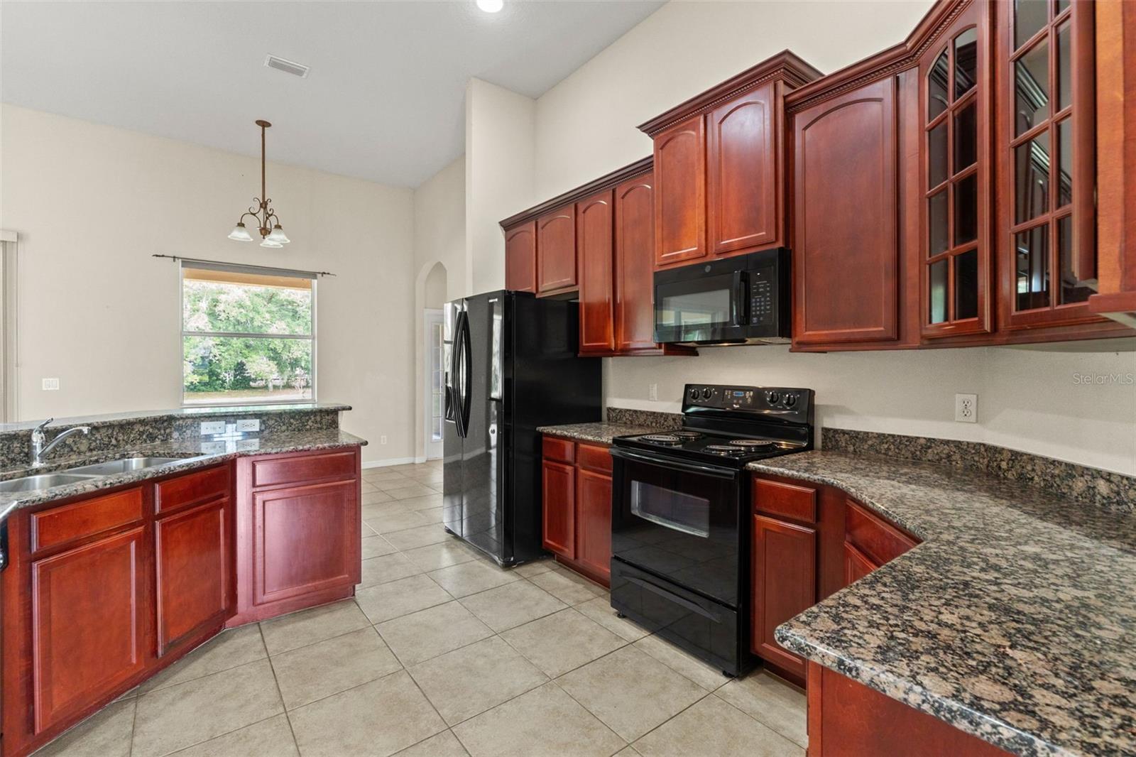 Image 9 of 37 For 14705 Amber Sweet Lane